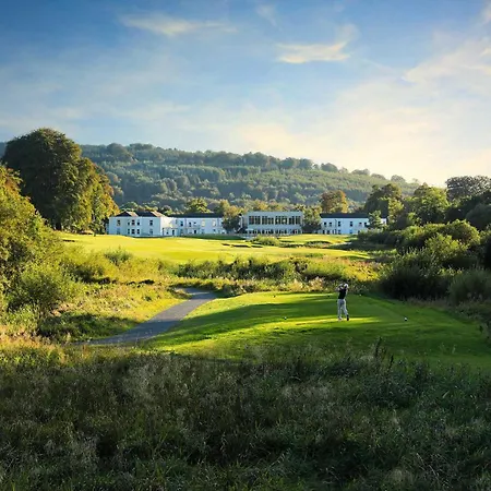 Three-bedroom In Tulfarris Village, Wicklow *