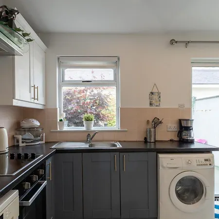 Vakantiehuis Three-bedroom In Tulfarris Village, Wicklow *